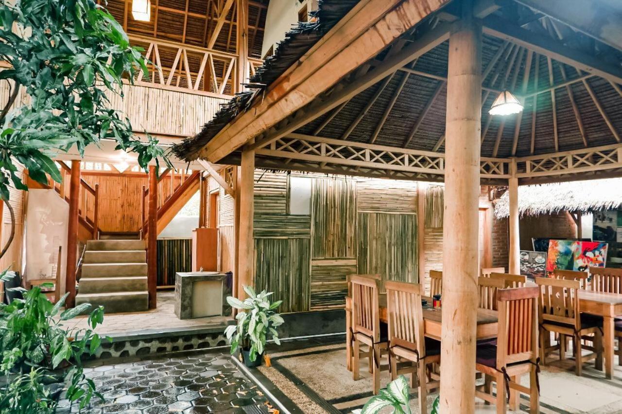 Backpacker Kawah Ijen Hostel Banyuwangi  Ngoại thất bức ảnh